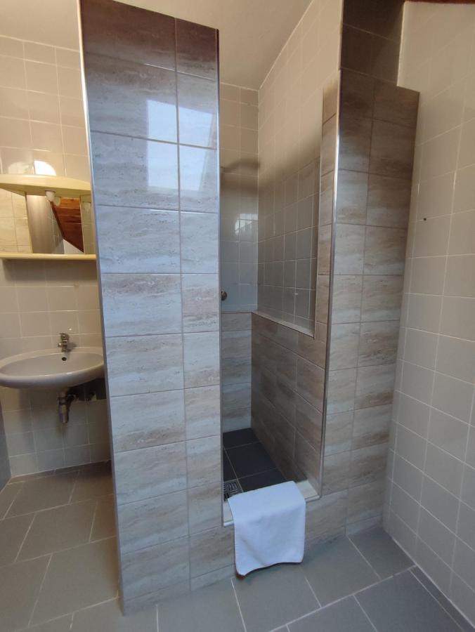 Hotel Bohemia Excellent Klášterec nad Ohří Bagian luar foto