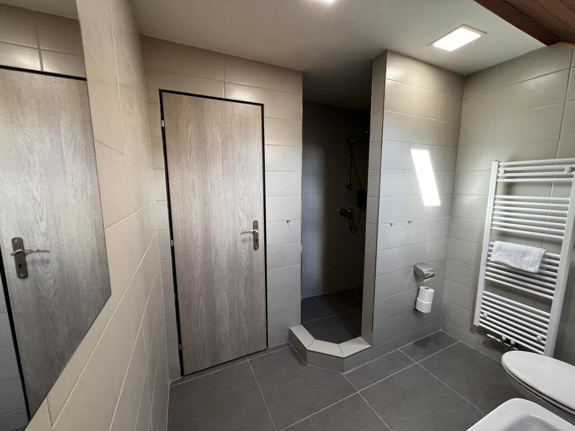 Hotel Bohemia Excellent Klášterec nad Ohří Bagian luar foto